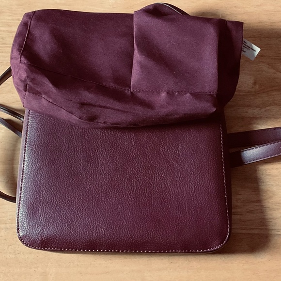 Eggplant-Colored Crossbody Bag - Picture 4 of 6